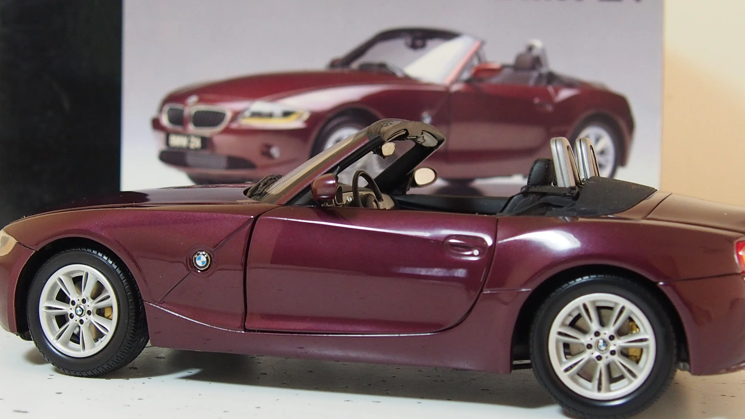 BMW Z4M 京商 1/18 ミニカー 1/18 Kyosho BMW Z4 M Z4M Coupe (Silver)